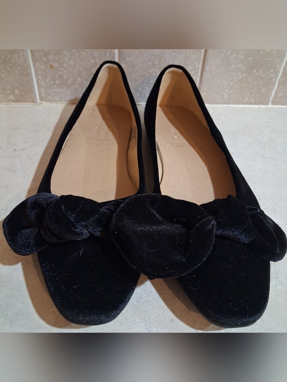 NIB - LC Lauren Conrad Women's Nathalia Velvet Bow Ballet Flats Black, Size 9.5